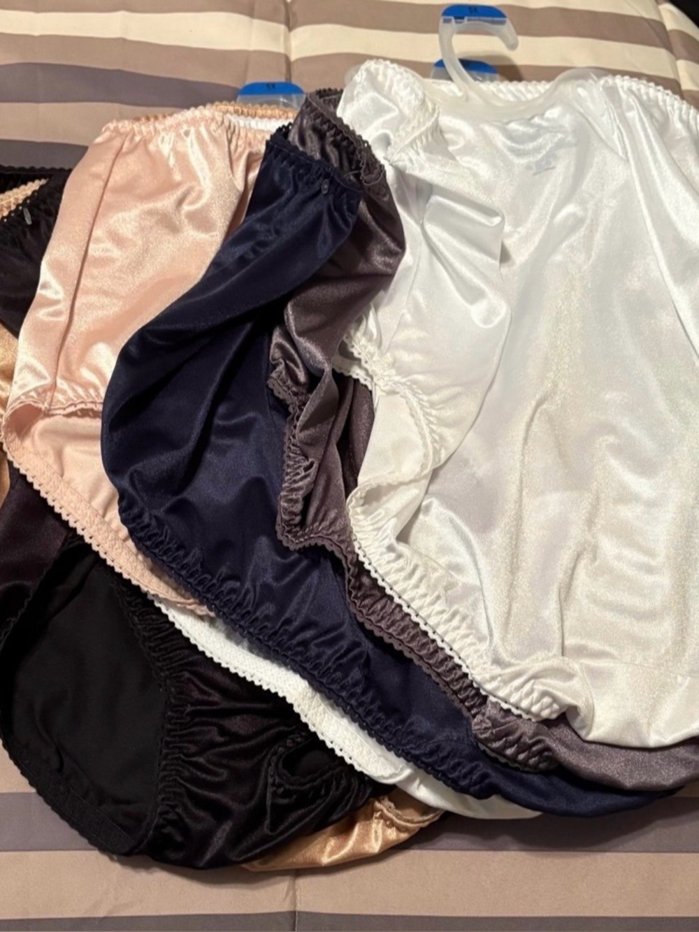 9 pr smoothing undies